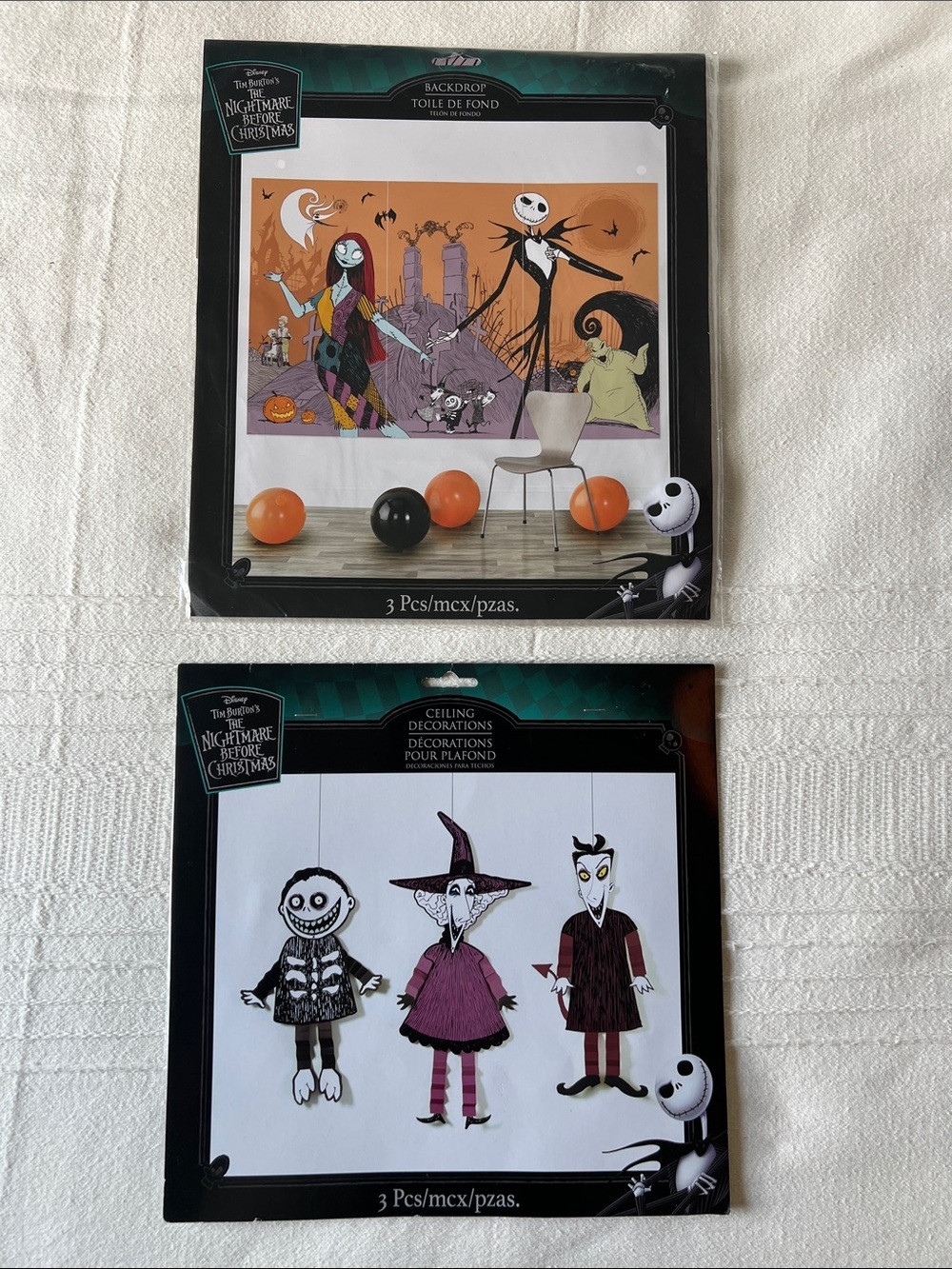 Disney The Nightmare Before Christmas Tapestry Backdrop and 3 pcs ceiling decor
